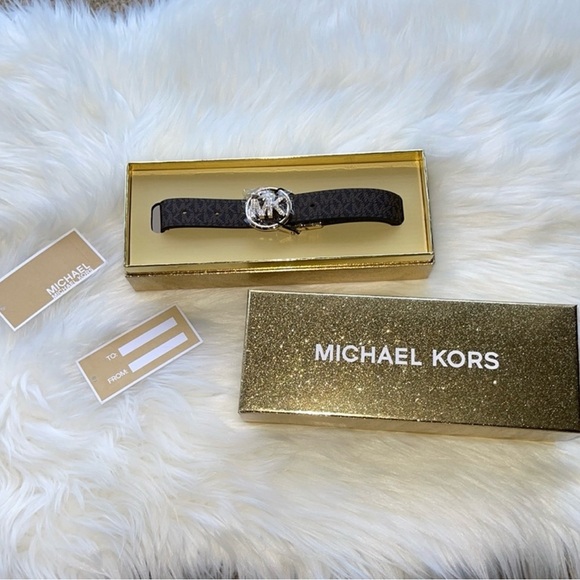 Michael Kors Women's Brown Reversible Pave Logo Belt in Box. NWT - Picture 5 of 16